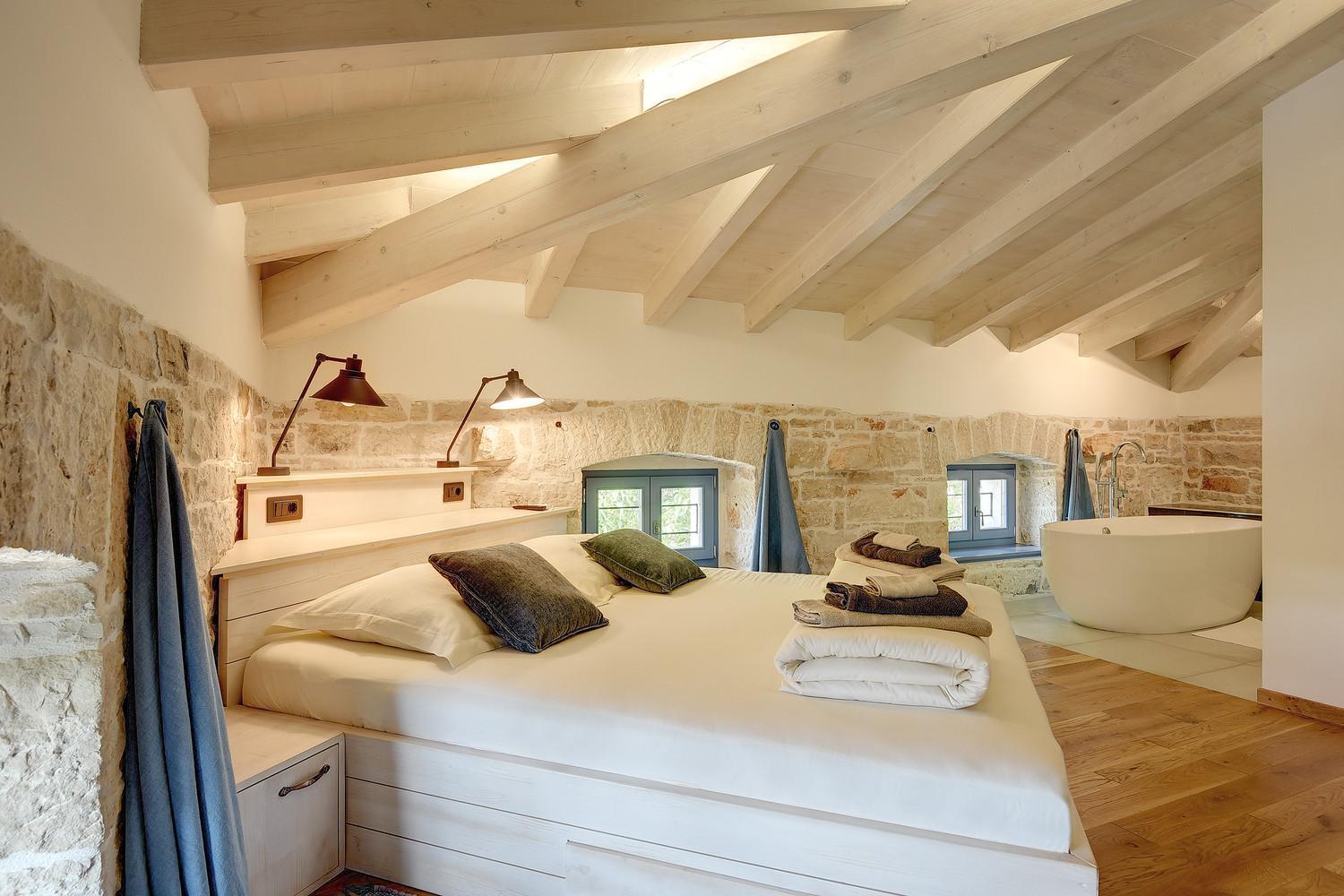 Villa Pi For 8 People In Central Istria With Heated Pool & Large Garden Tinjan Exterior photo