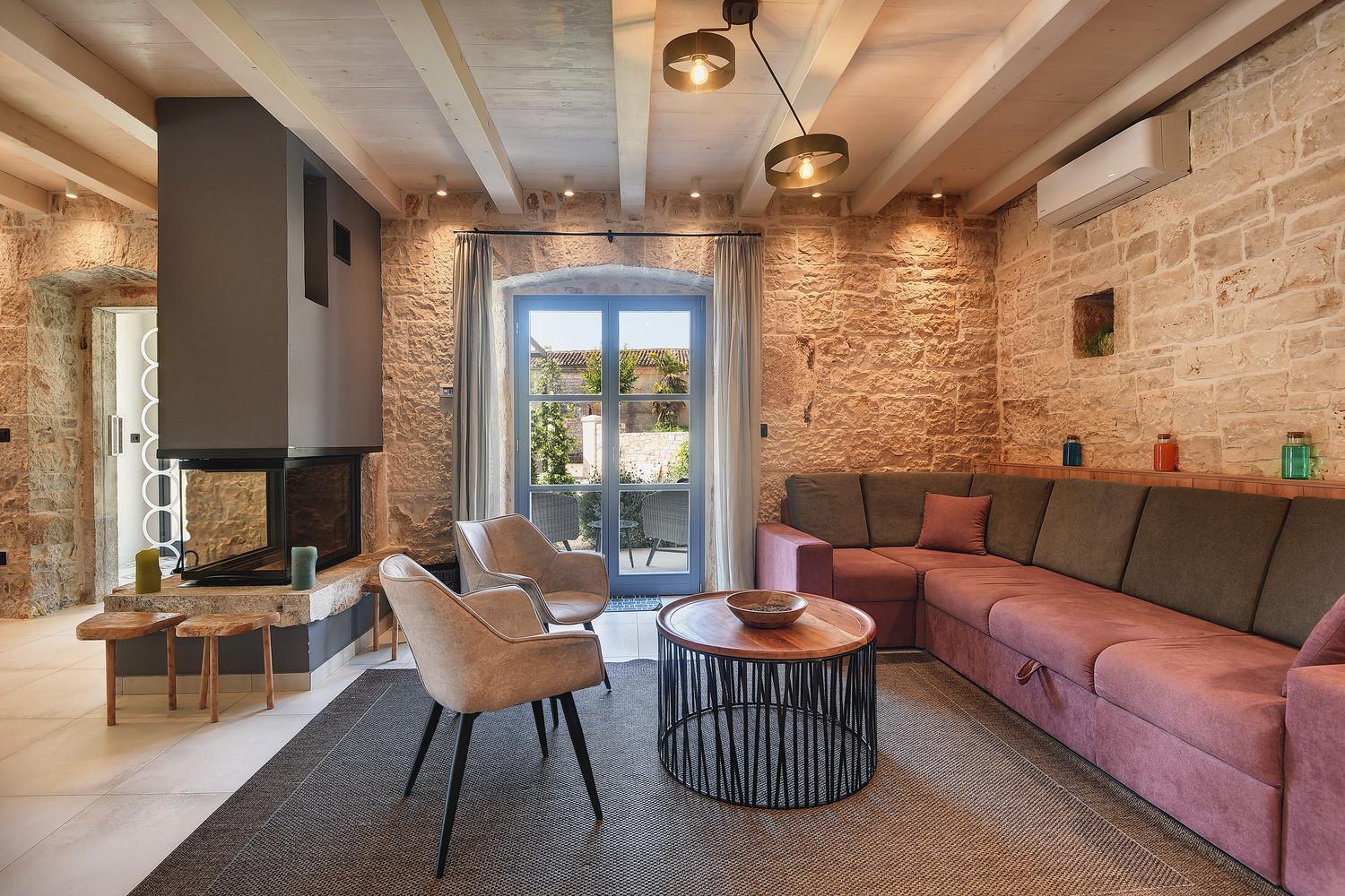 Villa Pi For 8 People In Central Istria With Heated Pool & Large Garden Tinjan Exterior photo
